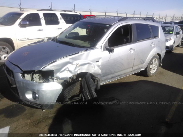 JA4AT2AW4AZ013366 - 2010 MITSUBISHI OUTLANDER ES SILVER photo 2