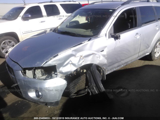 JA4AT2AW4AZ013366 - 2010 MITSUBISHI OUTLANDER ES SILVER photo 6