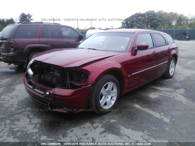 2D4FV47V36H462225 - 2006 DODGE MAGNUM SXT RED photo 2