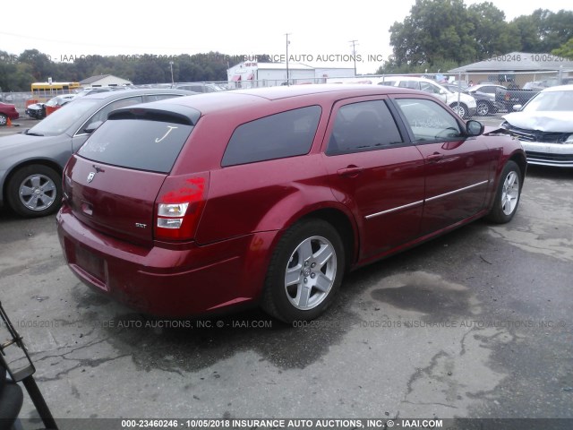 2D4FV47V36H462225 - 2006 DODGE MAGNUM SXT RED photo 4