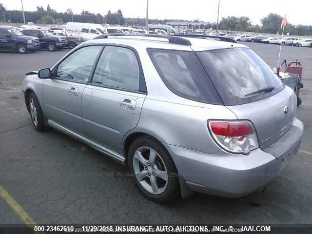 JF1GG61667G814404 - 2007 SUBARU IMPREZA 2.5I SILVER photo 4