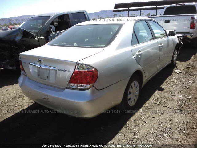 JTDBE30K053023412 - 2005 TOYOTA CAMRY LE/XLE/SE SILVER photo 4