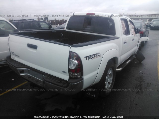 3TMLU4EN0DM126732 - 2013 TOYOTA TACOMA DOUBLE CAB WHITE photo 4