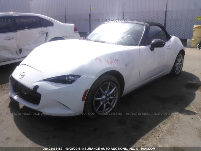 JM1NDAB70H0122878 - 2017 MAZDA MX-5 MIATA SPORT WHITE photo 2