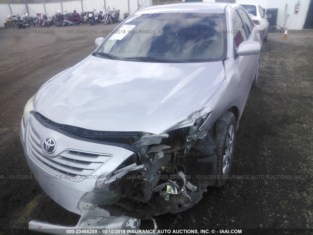 4T4BE46K28R045313 - 2008 TOYOTA CAMRY CE/LE/XLE/SE SILVER photo 6