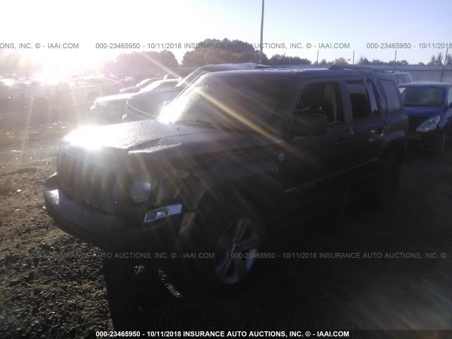 1C4NJRFB2FD136227 - 2015 JEEP PATRIOT LATITUDE GRAY photo 2