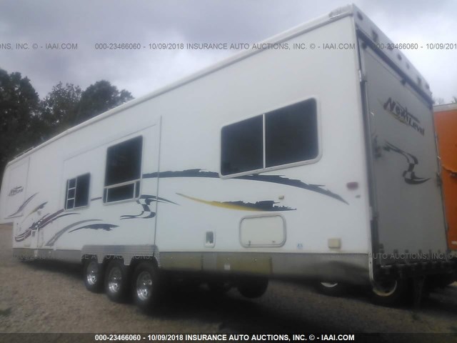 1KB392U345E154861 - 2005 HOLIDAY RAMBLER NEXT LEVEL  Blanc photo 3