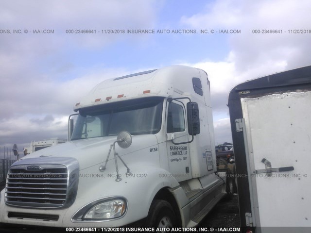 1FUJA6CK87LX78324 - 2007 FREIGHTLINER COLUMBIA COLUMBIA WHITE photo 2