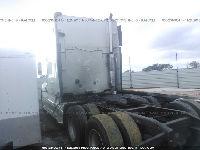 1FUJA6CK87LX78324 - 2007 FREIGHTLINER COLUMBIA COLUMBIA WHITE photo 3