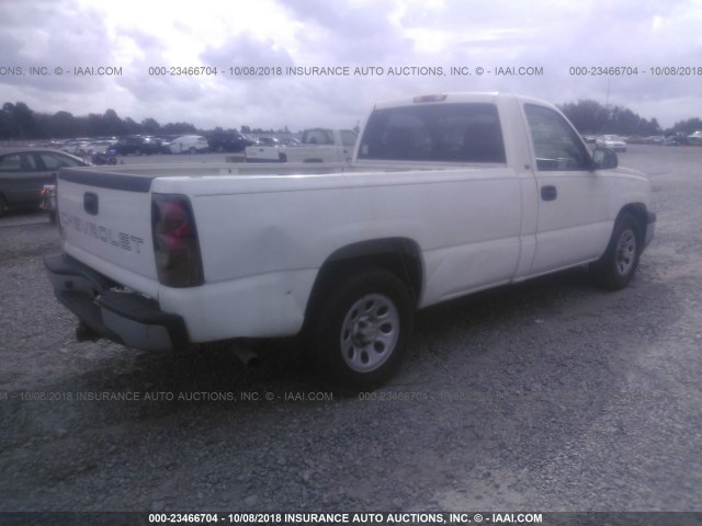 1GCEC14V05Z215597 - 2005 CHEVROLET SILVERADO C1500 WHITE photo 4