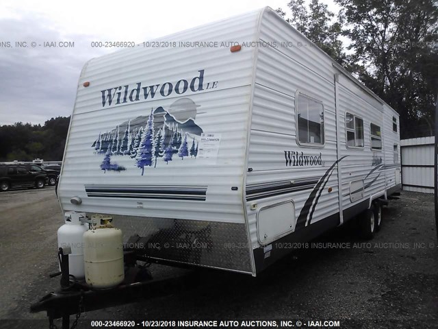 4X4TWDG256A238157 - 2006 FOREST RIVER WILDWOOD LE  WHITE photo 2
