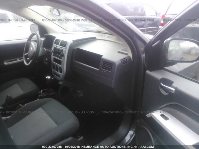 1J8FF47W88D663307 - 2008 JEEP COMPASS SPORT Dark Blue photo 5