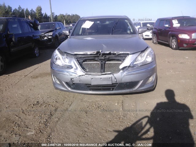 KMHGC4DF6CU204452 - 2012 HYUNDAI GENESIS 4.6L SILVER photo 6