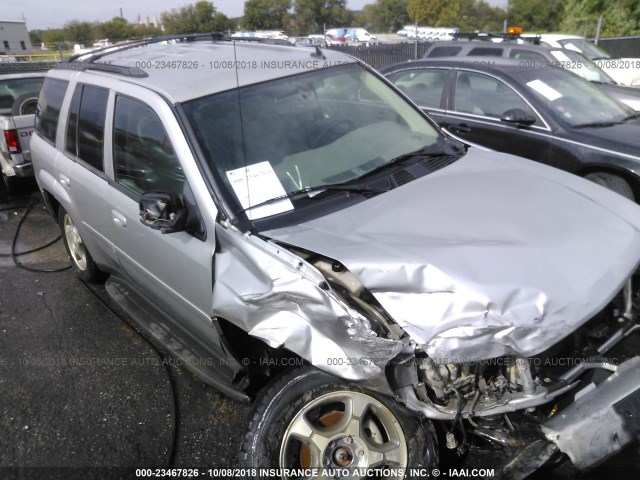 1GNDT13S682250488 - 2008 CHEVROLET TRAILBLAZER LS/LT SILVER photo 1