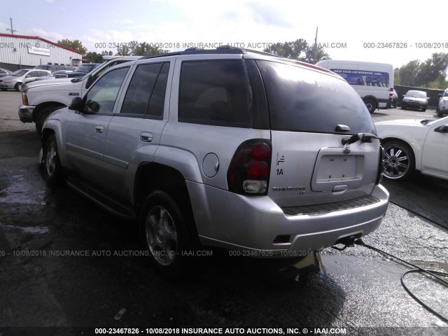 1GNDT13S682250488 - 2008 CHEVROLET TRAILBLAZER LS/LT SILVER photo 3