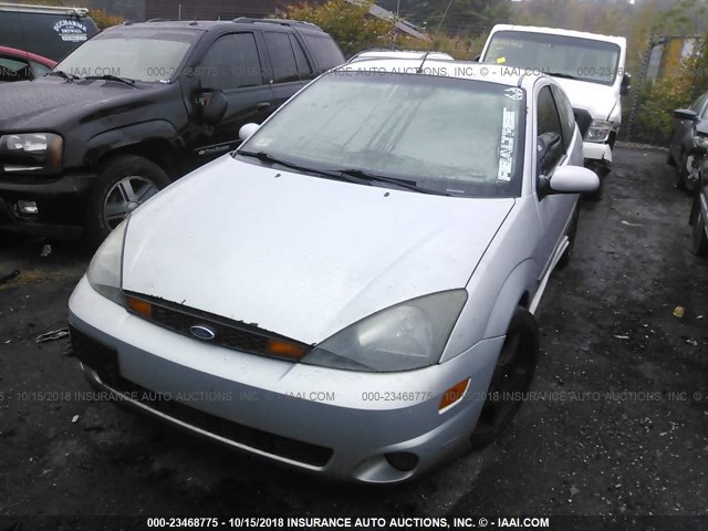 3FAHP39563R165625 - 2003 FORD FOCUS SVT SILVER photo 2