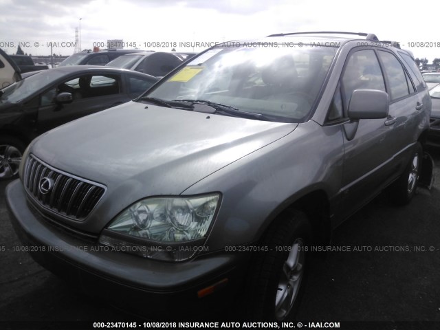 JTJGF10U010115315 - 2001 LEXUS RX 300 GRAY photo 2