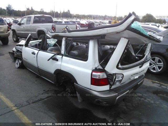 JF1SF65562H718032 - 2002 SUBARU FORESTER S WHITE photo 3