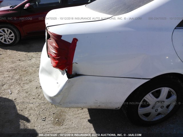 4T1BE32K63U188462 - 2003 TOYOTA CAMRY LE/XLE/SE WHITE photo 6