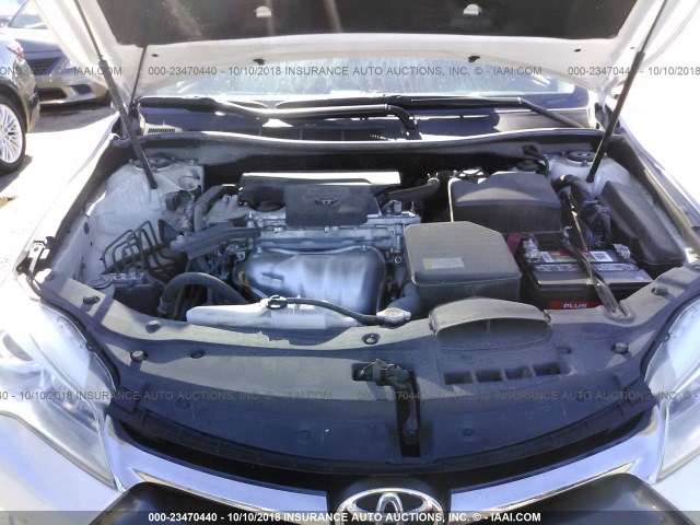 4T1BF1FK8GU186942 - 2016 TOYOTA CAMRY LE/XLE/SE/XSE WHITE photo 10