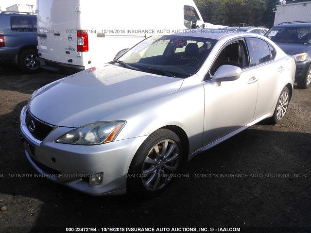 JTHCK262372016167 - 2007 LEXUS IS 250 SILVER photo 2