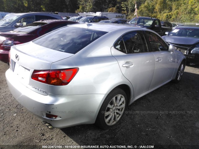 JTHCK262372016167 - 2007 LEXUS IS 250 SILVER photo 4