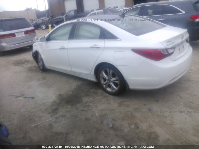 5NPEC4AC6DH670187 - 2013 HYUNDAI SONATA SE/LIMITED WHITE photo 3