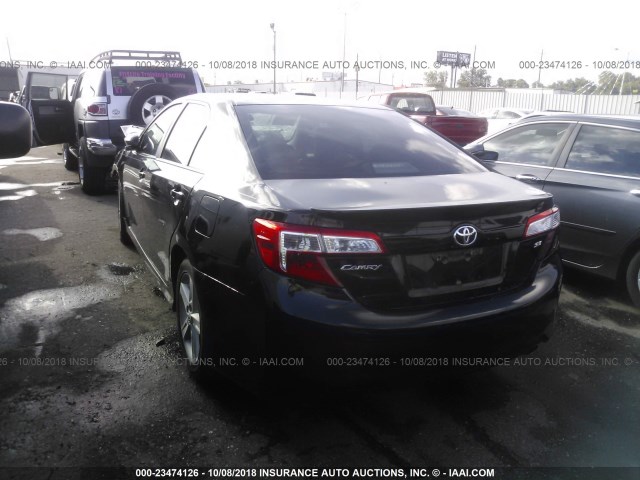 4T1BF1FK6CU602559 - 2012 TOYOTA CAMRY SE/LE/XLE 黑色 照片 3