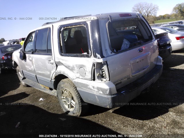 1FMFU16L73LB07129 - 2003 FORD EXPEDITION XLT SILVER photo 3