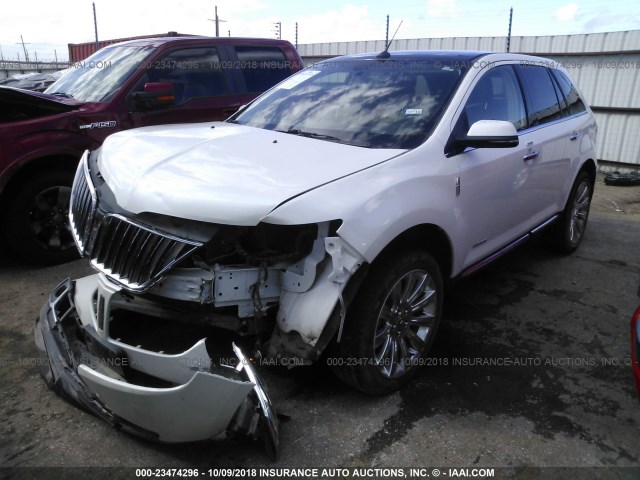 2LMDJ8JK9CBL15492 - 2012 LINCOLN MKX WHITE photo 2