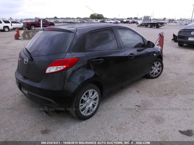 JM1DE1KY8D0167434 - 2013 MAZDA MAZDA2 BLACK photo 4