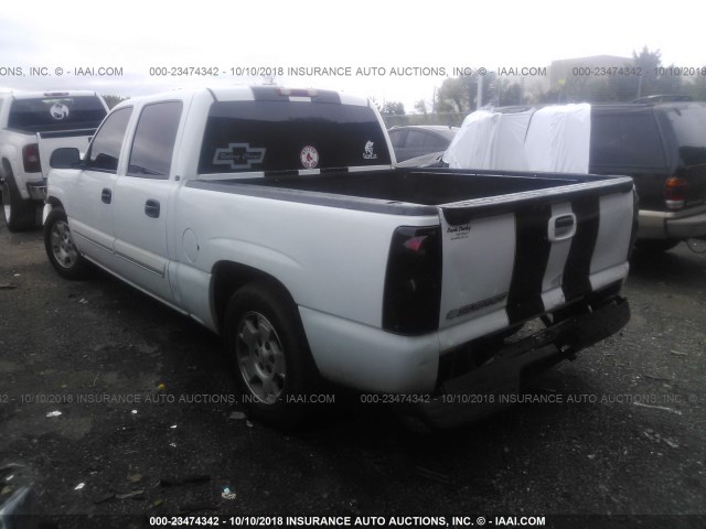 2GCEC13T661152306 - 2006 CHEVROLET SILVERADO C1500 WHITE photo 3