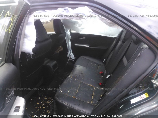 4T1BF1FK2EU778303 - 2014 TOYOTA CAMRY L/SE/LE/XLE შავი ფოტო 8