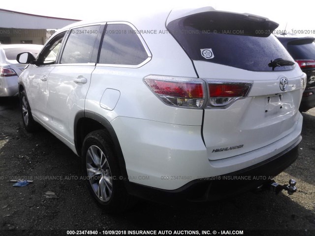 5TDZKRFHXFS105802 - 2015 TOYOTA HIGHLANDER XLE WHITE photo 3