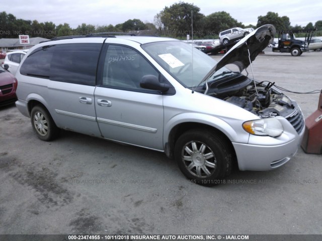 2C4GP54L75R504957 - 2005 CHRYSLER TOWN & COUNTRY TOURING SILVER photo 1