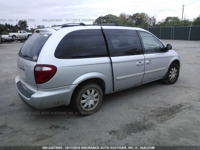 2C4GP54L75R504957 - 2005 CHRYSLER TOWN & COUNTRY TOURING SILVER photo 4