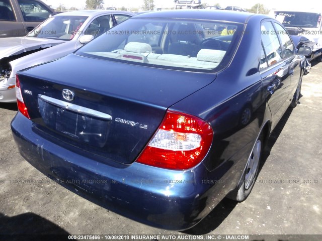 4T1BE32K44U325559 - 2004 TOYOTA CAMRY LE/XLE/SE BLUE photo 4