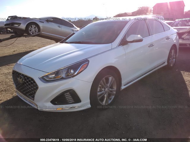 5NPE34AF2JH655269 - 2018 HYUNDAI SONATA SPORT/LIMITED WHITE photo 2