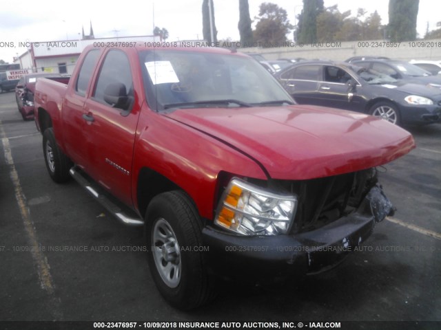 1GCEC19X68Z231897 - 2008 CHEVROLET SILVERADO C1500 RED photo 1