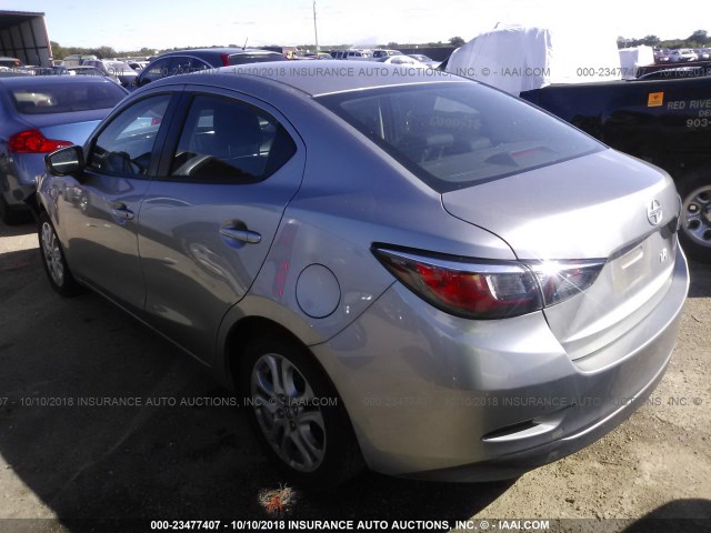 3MYDLBZV6GY121474 - 2016 TOYOTA SCION IA SILVER photo 3