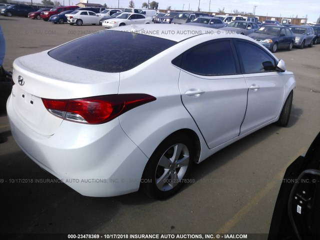 5NPDH4AE4DH428822 - 2013 HYUNDAI ELANTRA GLS/LIMITED WHITE photo 4