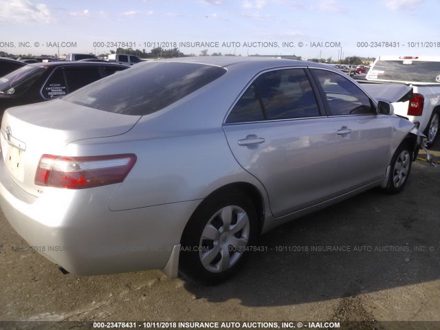 4T1BE46K69U276646 - 2009 TOYOTA CAMRY SE/LE/XLE SILVER photo 4