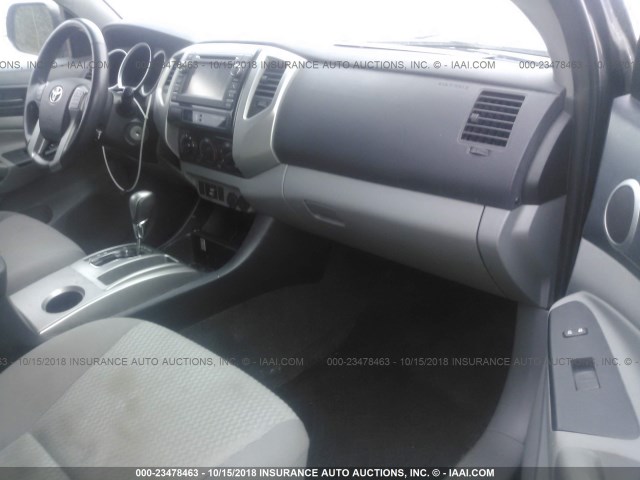 5TFJX4GN6DX015088 - 2013 TOYOTA TACOMA DOUBLE CAB 灰色 照片 5
