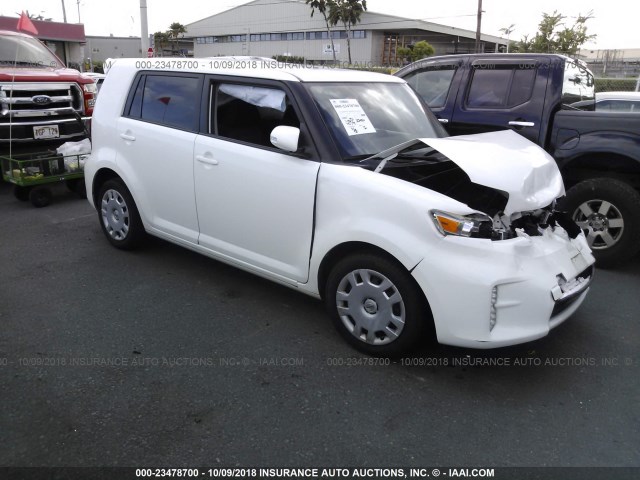 JTLZE4FE9FJ071787 - 2015 TOYOTA SCION XB WHITE photo 1