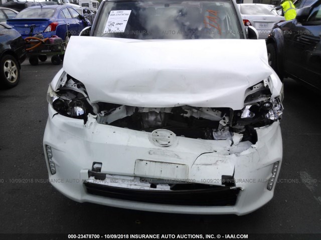 JTLZE4FE9FJ071787 - 2015 TOYOTA SCION XB WHITE photo 6
