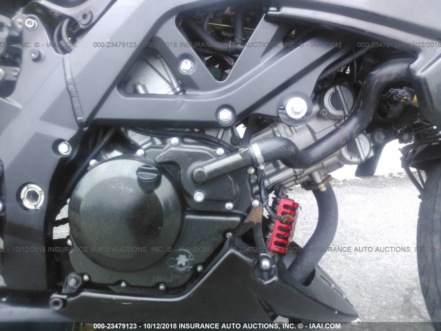 JS1VP53A352102952 - 2005 SUZUKI SV650 BLACK photo 8