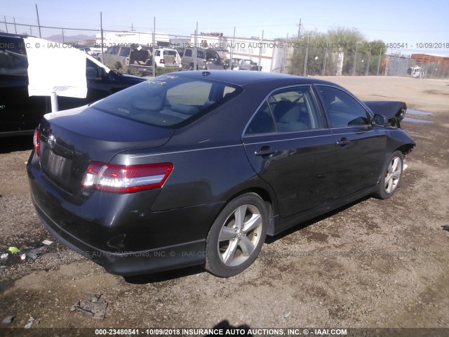4T1BF3EK7AU502268 - 2010 TOYOTA CAMRY SE/LE/XLE 灰色 照片 4