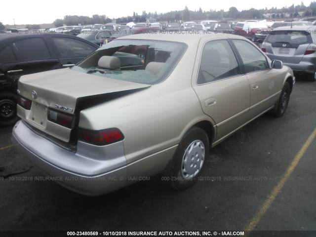 JT2BG22K4W0146112 - 1998 TOYOTA CAMRY CE/LE/XLE TAN photo 4