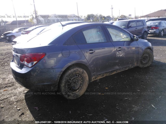 1G1PA5SG5E7467232 - 2014 CHEVROLET CRUZE LS GRAY photo 4