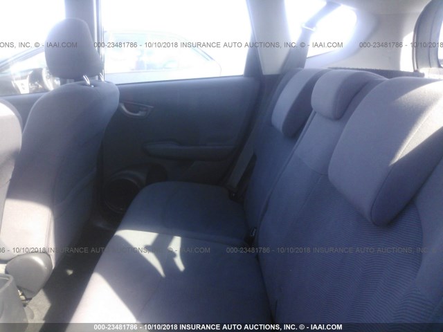 JHMGE8H33BC025598 - 2011 HONDA FIT GRAY photo 8